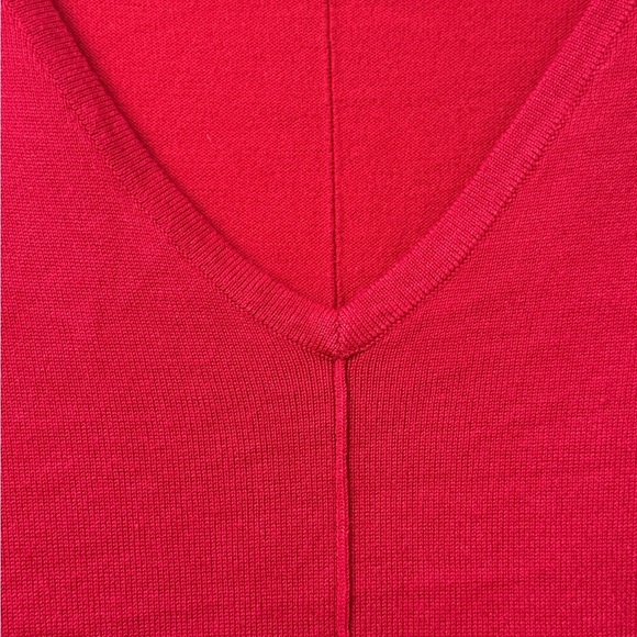 Apt. 9 Women's Vibrant Red V-Neck Sweatshirt - Picture 6 of 9